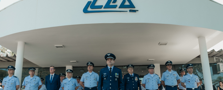 ICEA realiza cerimônia militar de passagem de direção