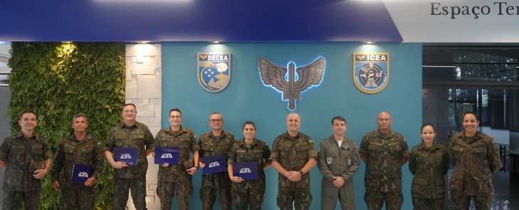 Curso de Meteorologia Aplicada às Operações Militares forma primeira turma no ICEA